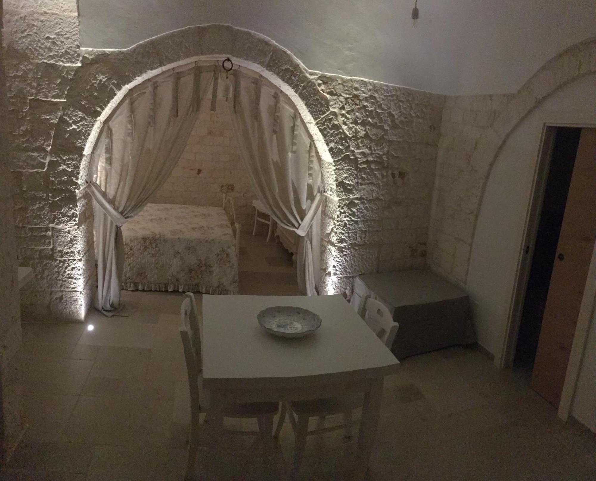 Trulli Le 2 Nicchie Villa โลโกโรตอนโด ภายนอก รูปภาพ